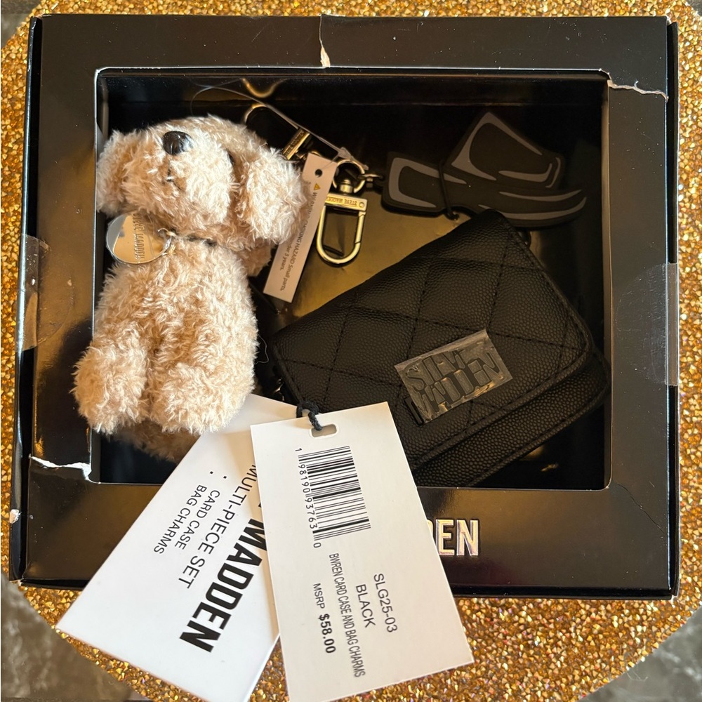 Steve Madden BWREN Black Quilted Card Case Wallet & Two Keychain Bag Charms